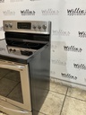 Frigidaire Used Electric Stove 220volts (40/50 AMP) 30inches {no cord} (Stainless steel) 
