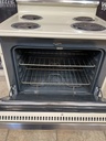 Hotpoint Used Electric Stove 220volts (40/50 AMP) 30inches {no cord} (Bisque/Black) 