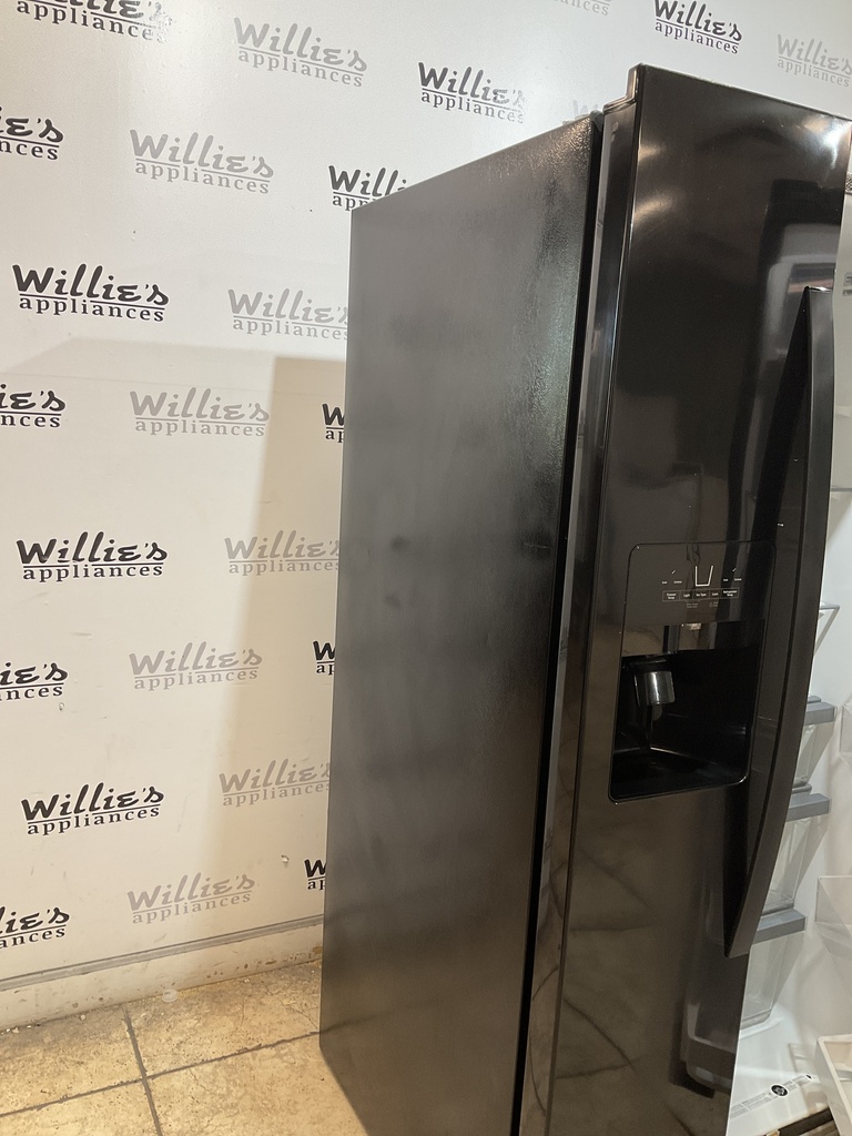 Whirlpool Used Refrigerator Side by Side 33x67 (black) 