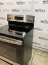 Ge Used Electric Stove 220volts (40/50 AMP) 30inches {3 prong} (Stainless steel) 