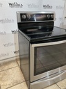 Whirlpool Used Electric Stove 220volts (40/50 AMP) 30inches{no cord} (Stainless Steel) 