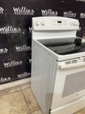 Ge Used Electric Stove 220volts (40/50 AMP) 30inches {no cord} (White)