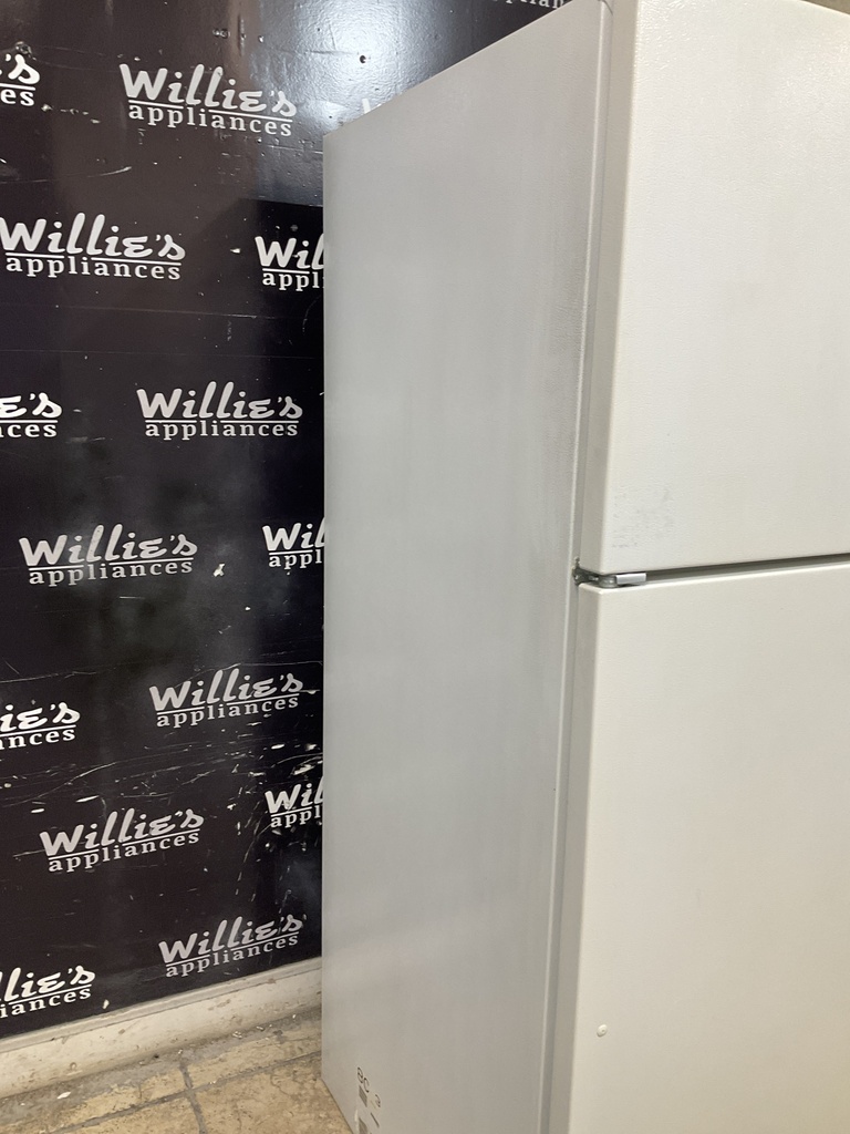 Whirlpool Used Refrigerator Top and Bottom 30x66 (White) 