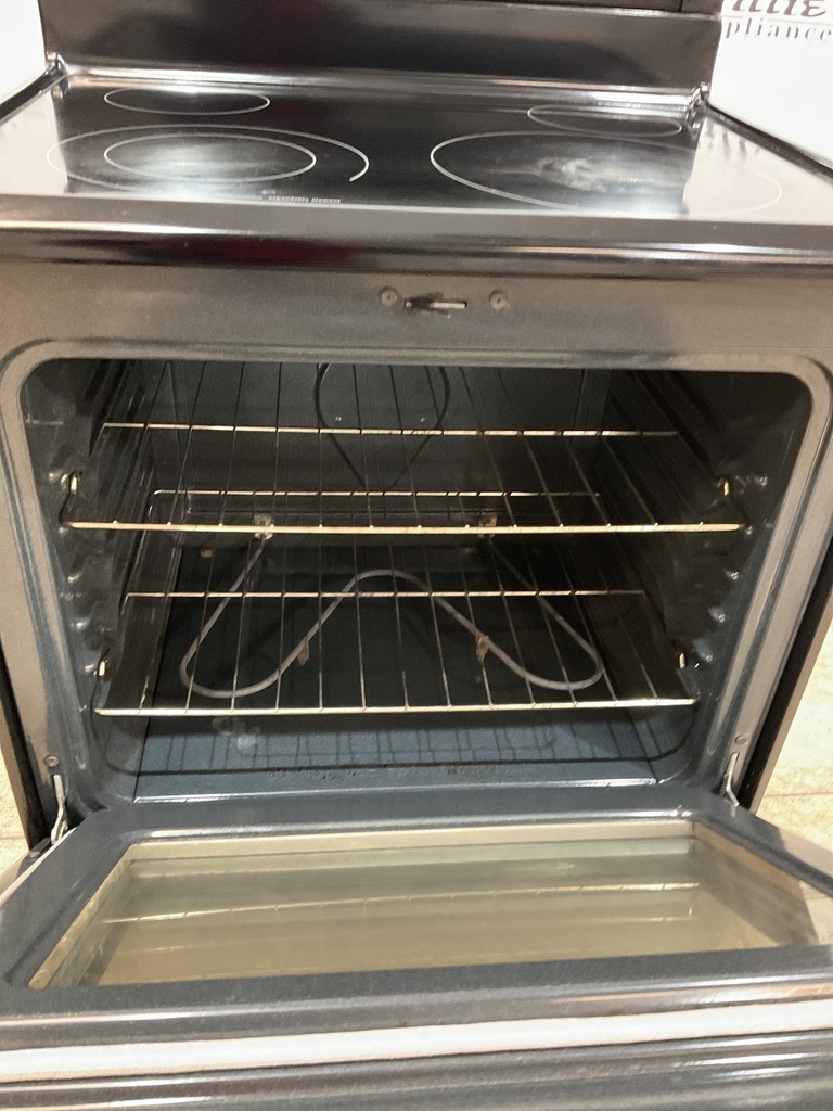Frigidaire Used Electric Stove 220volts (40/50 AMP) 30inches {no cord} (stainless steel) 