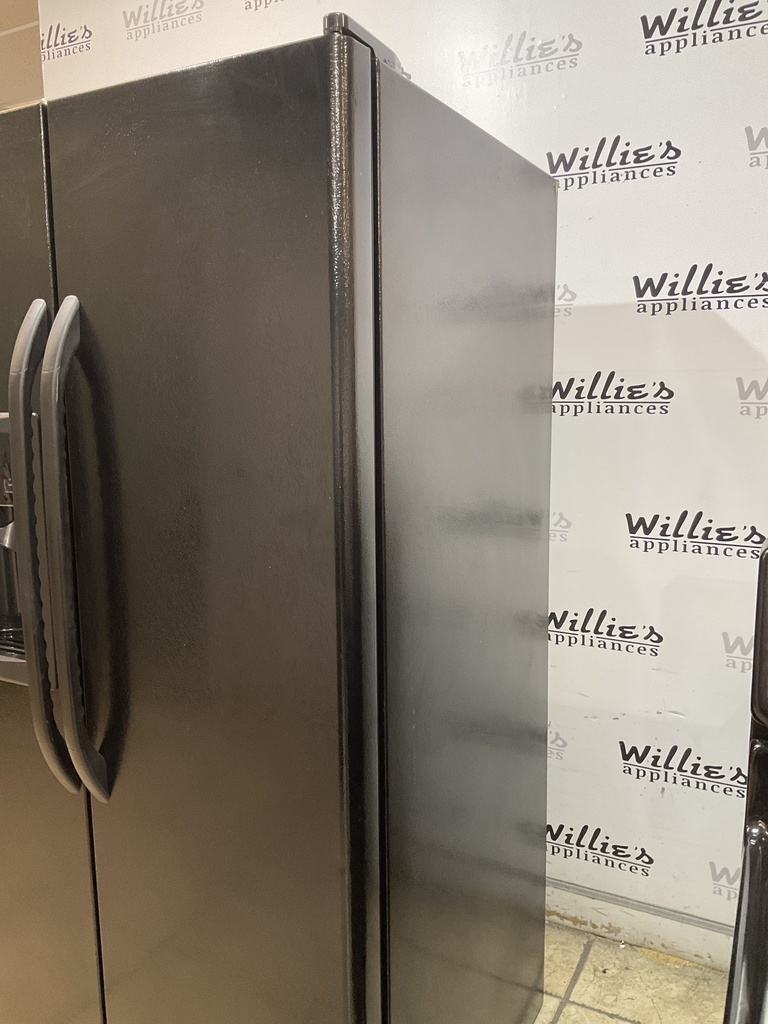 Ge Used Refrigerator Side by Side 32x67 1/2” (Black) 