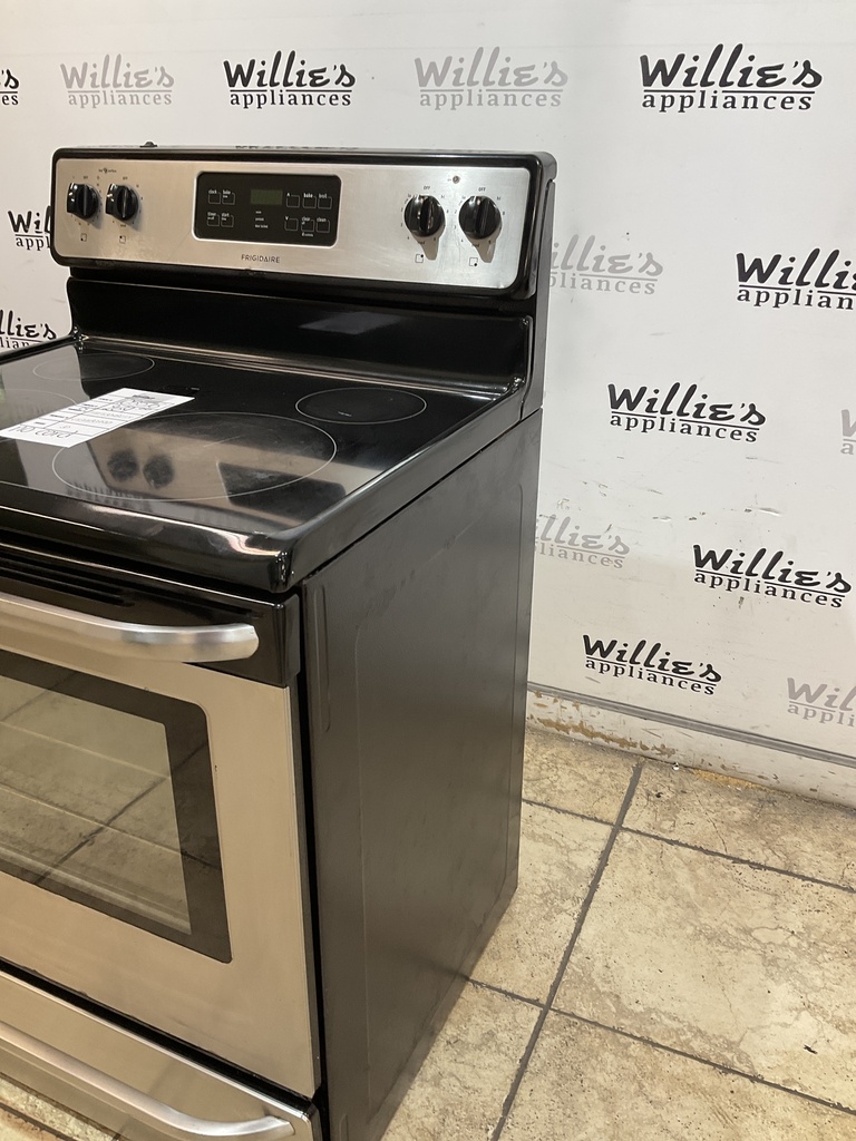 Frigidaire Used Electric Stove 220volts (40/50 AMP) 30inches {no cord} (Stainless steel) 