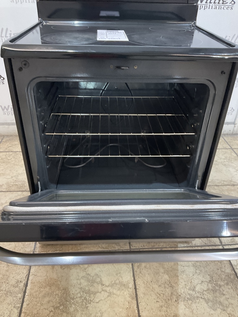 Frigidaire Used Electric Stove 220volts (40/50 AMP) 30inches {no cord} (Stainless steel) 