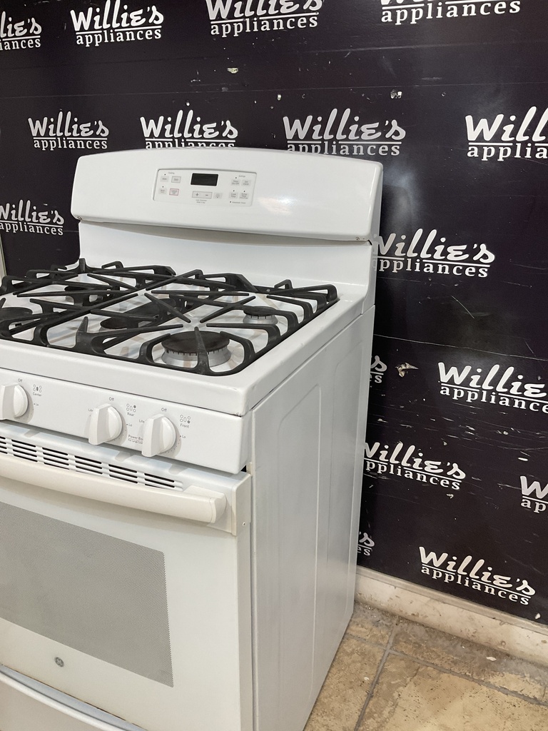 Ge Used Natural Gas Stove 30inches (White) 
