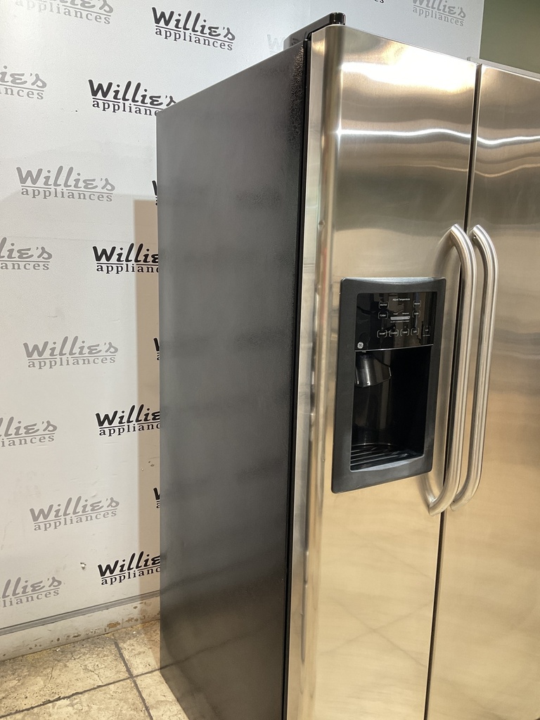 Ge Used Refrigerator Side by Side 34x67 1/2” (Stainless Steel) 