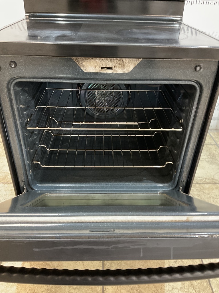 Ge Used Electric Stove 220volts (40/50 AMP) 30inches {no cord}(Black)