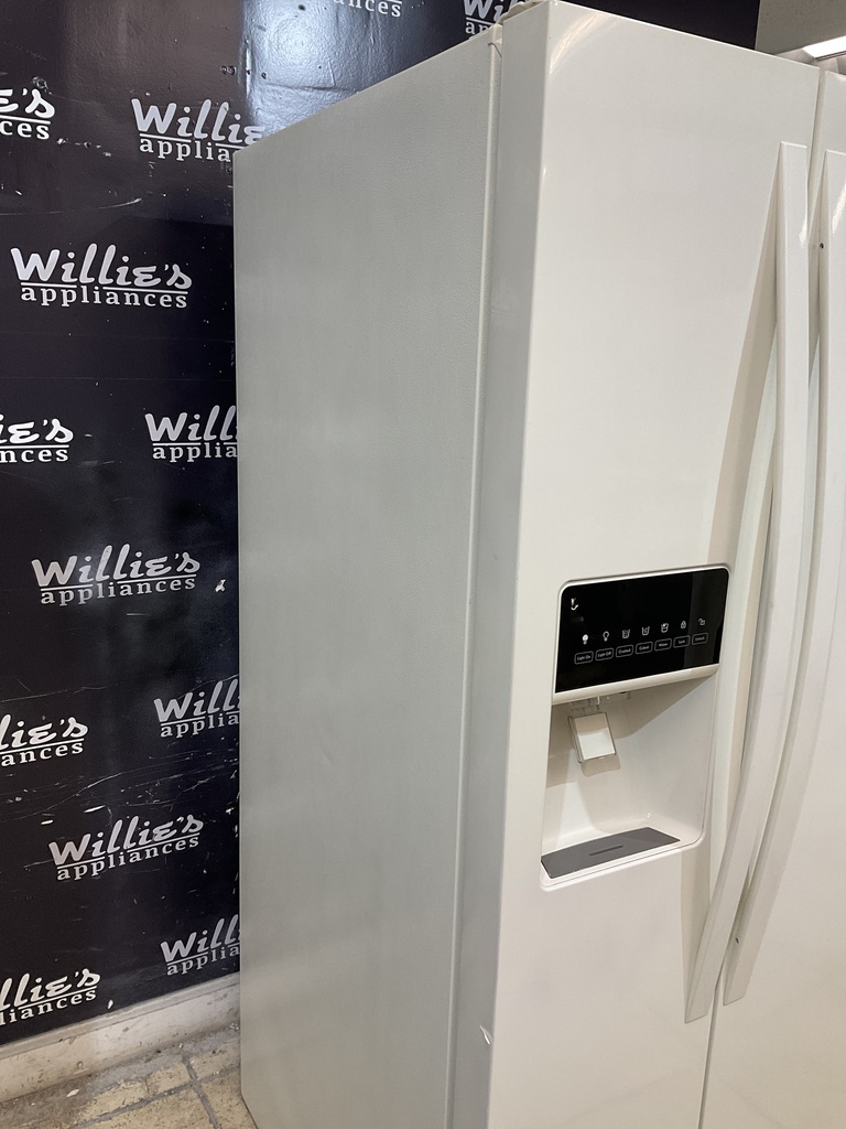 Whirlpool Used refrigerator Side by Side 33x67 1/2” (Bisque) 