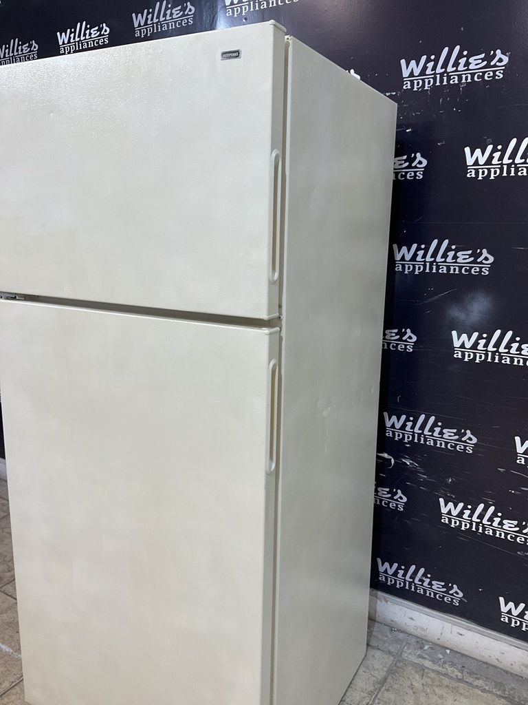 Hotpoint Used Refrigerator Top and Bottom 28x64 (bisque) 
