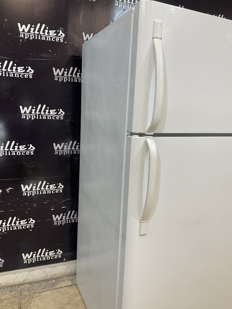 Frigidaire Used Refrigerator Top and Bottom 30x66 (White) 