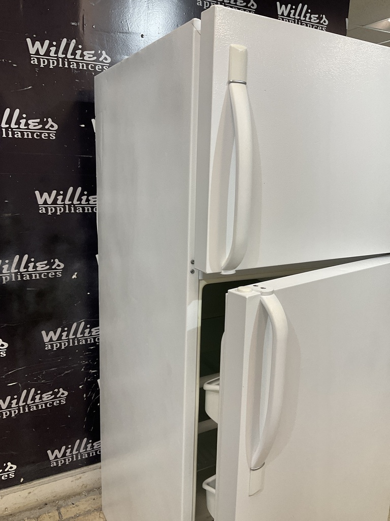 Frigidaire Used Refrigerator Top and Bottom 28x64 1/2” (White) 