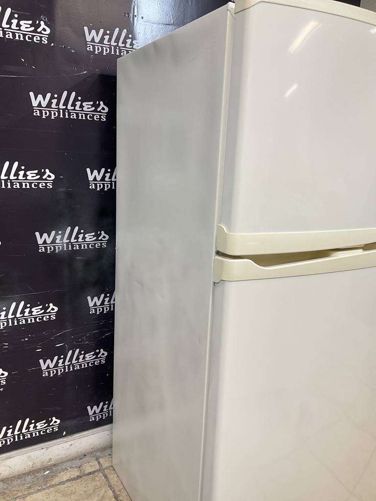 Whirlpool Used Refrigerator Top and Bottom 30x66 (bisque) 