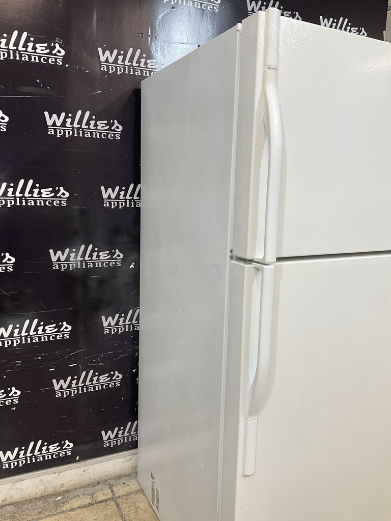 Kenmore Used Refrigerator Top and Bottom 30x65 1/2 (White) 