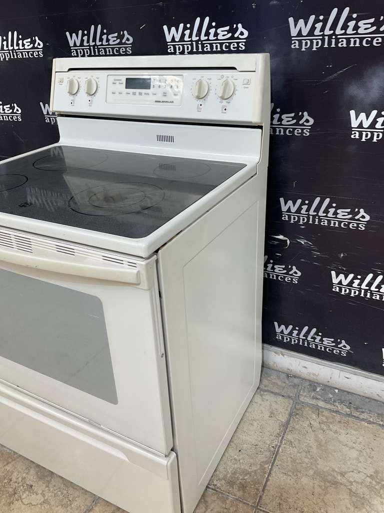 Jenn-Air Used Electric Stove 220volts (40/50 AMP) 30inches {4 prong} (Bisque) 