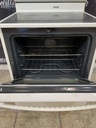 Jenn-Air Used Electric Stove 220volts (40/50 AMP) 30inches {4 prong} (Bisque) 