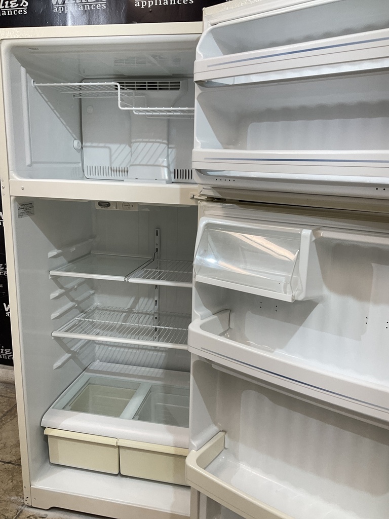 Ge Used Refrigerator Top and Bottom 28x67 (bisque) 