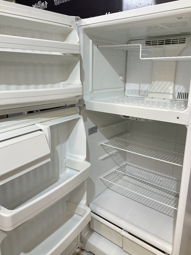 Hotpoint Used Refrigerator Top and Bottom 28x61 1/2” (white) 