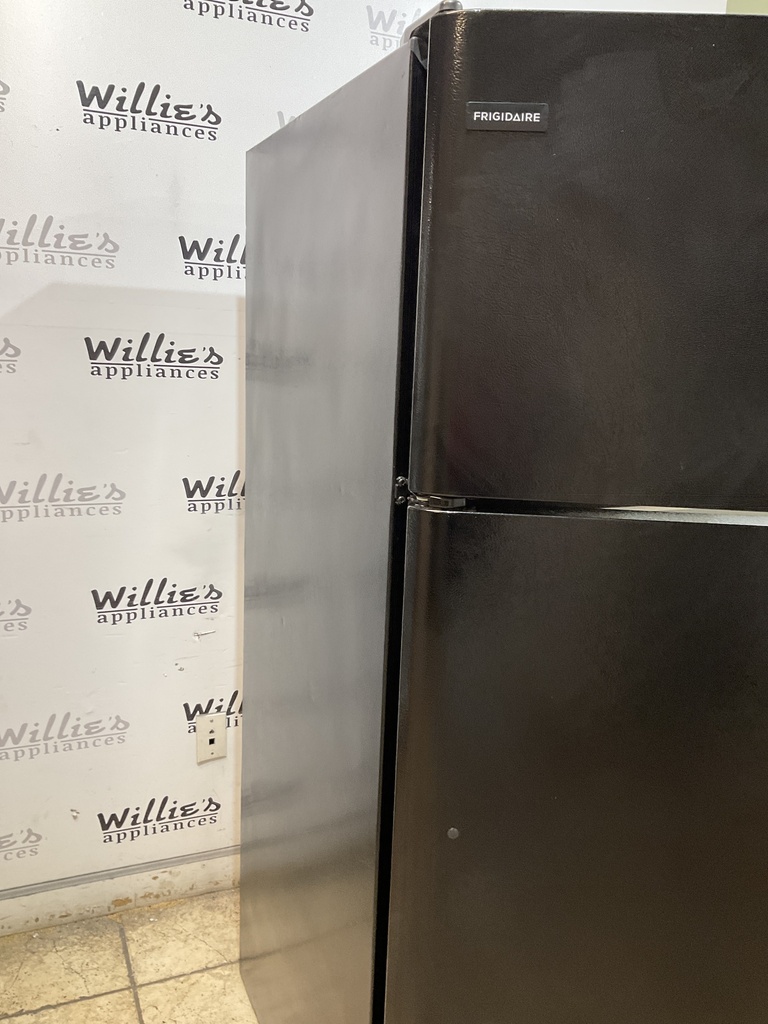 Frigidaire Used Refrigerator Top and Bottom 30x66 (Black) 