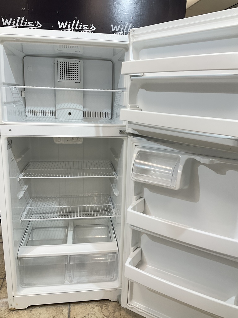 Hotpoint Used Refrigerator Top and Bottom 28x61 1/2” (White) 