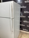 Ge Used Refrigerator Top and Bottom 28x61 1/2” (White) 