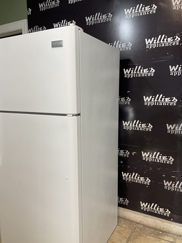 Frigidaire Used Refrigerator Top and Bottom 30x66 (White) 