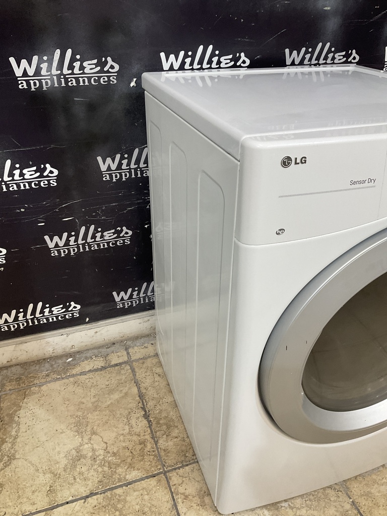 Lg Used Electric Dryer 220volts (30 AMP) 27inches {4 prong} (White)