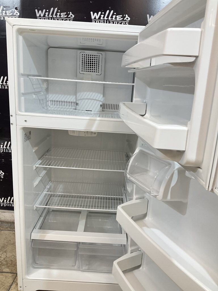 Hotpoint Used Refrigerator Top and Bottom 28x61 1/2” (White) 