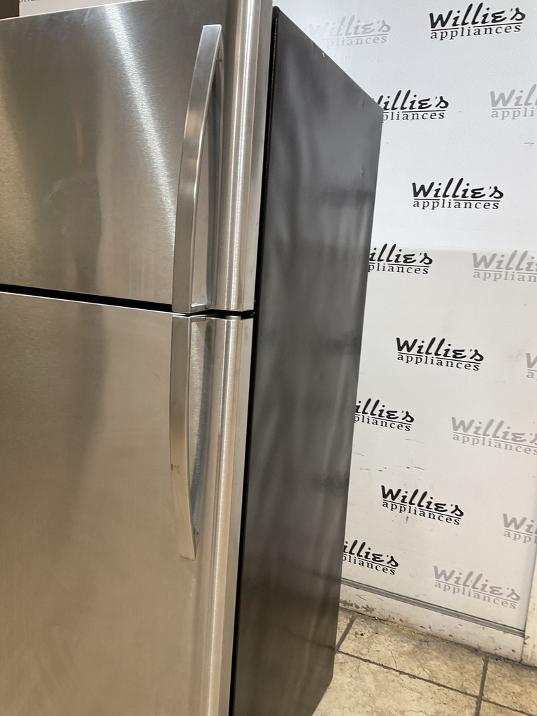 Frigidaire Use Refrigerator Top and Bottom 30x66 (Stainless Steel) 