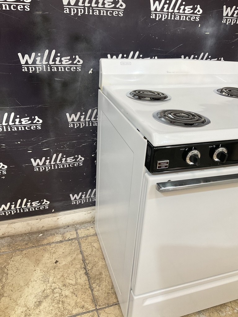 Magic Chef Used Electric Stove 220volts (40/50 AMP) 30inches {no cord} (White)