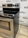 Frigidaire Used Electric Stove 220volts (40/50 AMP) 30inches {no cord} (Stainless steel) 