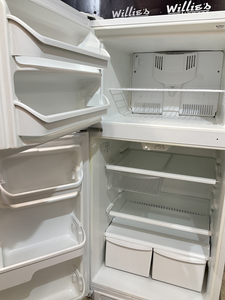 Frigidaire Used Refrigerator Top and Bottom 28x60 (white) 