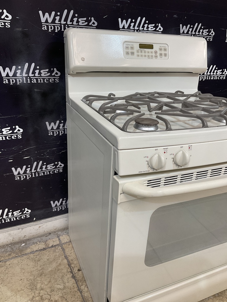Ge Used Natural Gas Stove 30inches (Bisque) 