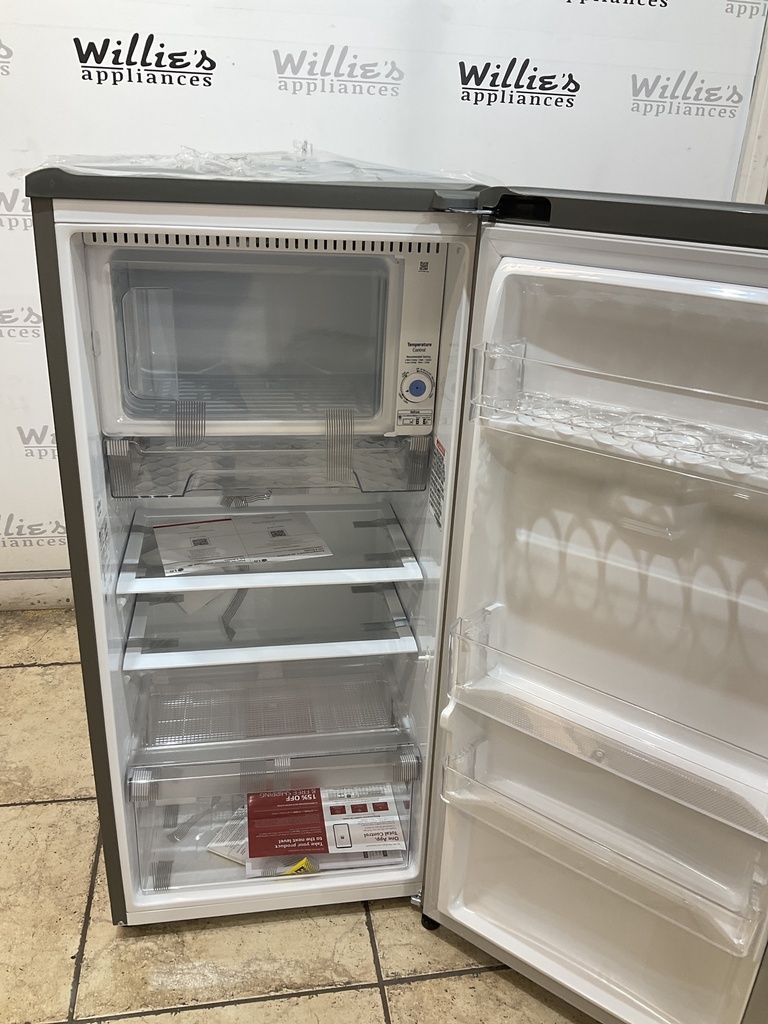 Lg New Open Box Mini Refrigerator With Freezer Single Door 21x44 1/2” (Stainless Steel) 