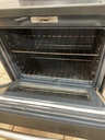 Ge Used Electric Stove 220volts (40/50 AMP) 30inches {3 prong} (Stainless steel)