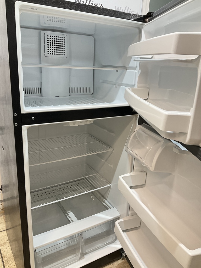 Ge Used Refrigerator Top and Bottom 28x61 1/2” (Black) 