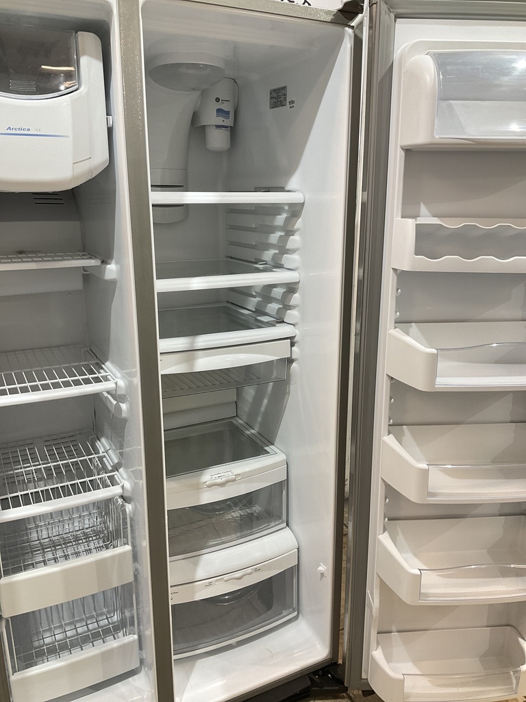 Ge Used Refrigerator Side by Side 36x70 (Stainless Steel) 
