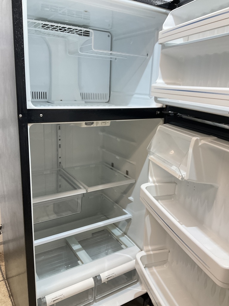 Ge Used Refrigerator Top and Bottom 28x64 1/2” (black) 