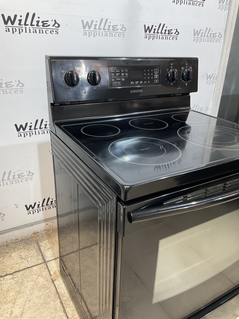Samsung Used Electric Stove 30inches {no cord} (Black) 