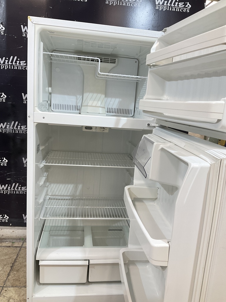 Ge Used Refrigerator Top and Bottom 28x64 1/2” (White) 