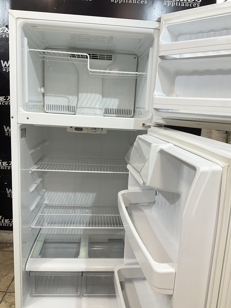 Ge Used Refrigerator Top and Bottom 28x64 1/2” (White) 