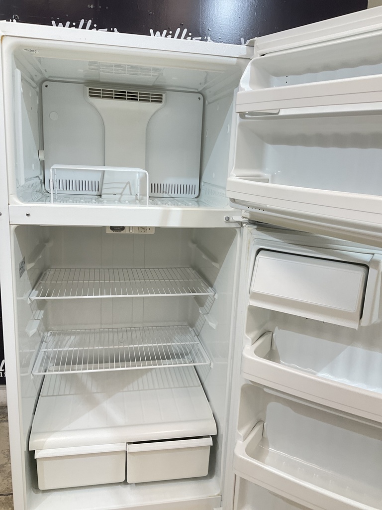 Hotpoint Used Refrigerator Top and Bottom 28x61 1/2” (White)