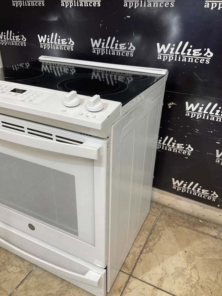 Ge Used Electric Stove 220volts (40/50 AMP) 30inches {no cord} (White) 