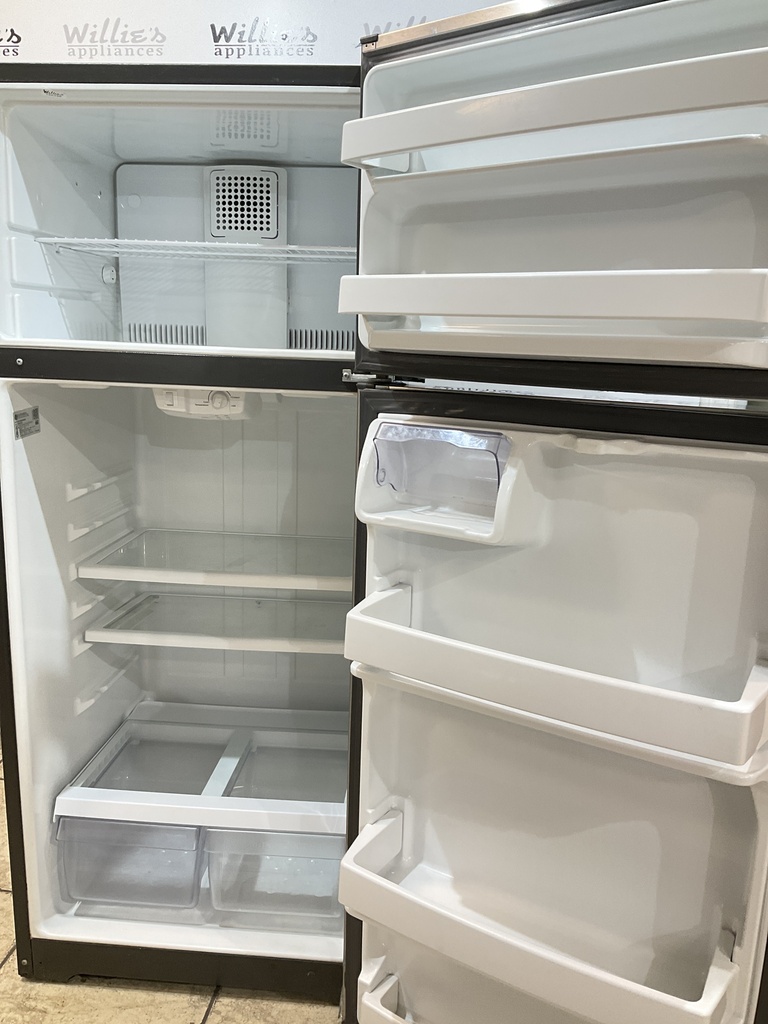 Ge Used Refrigerator Top and Bottom 28x67 (Stainless Steel) 