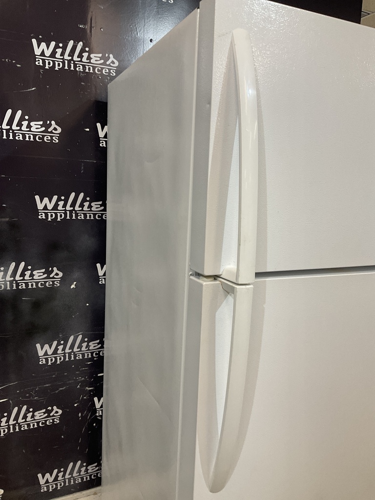 Frigidaire Used Refrigerator Top and Bottom 28x64 1/2” (White) 