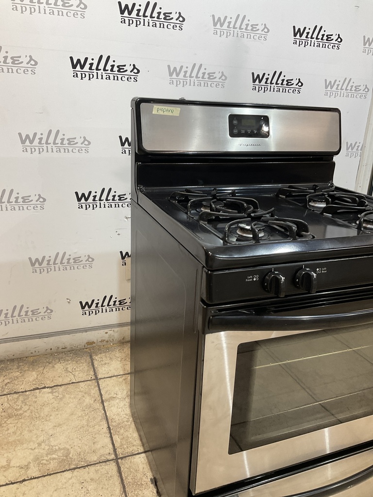 Frigidaire Used Gas Propane Stove 30inches (Stainless Steelj 