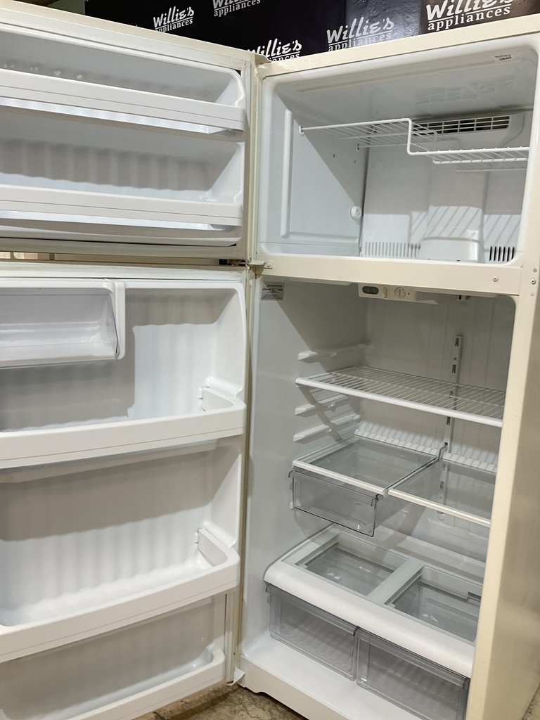 Ge Used Refrigerator Top and Bottom 28x67 1/2” (bisque) 