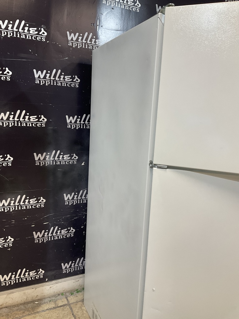 Whirlpool Used Refrigerator Top and Bottom 30x66 (White) 